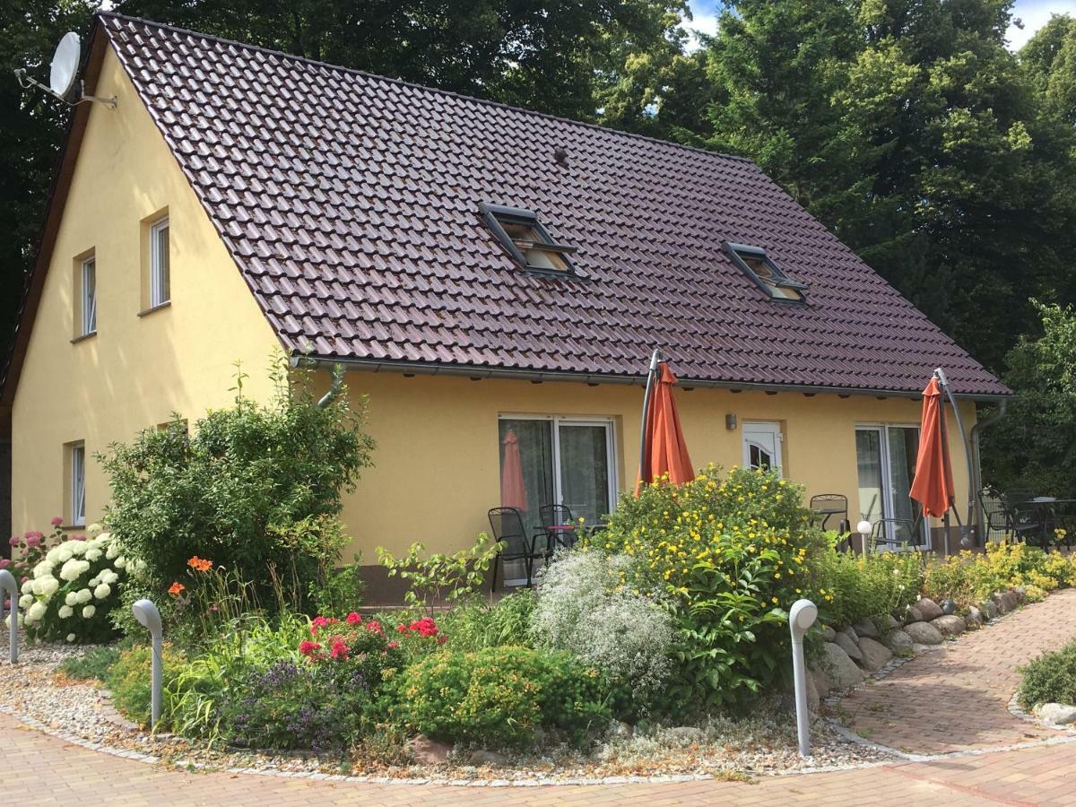 Scholzke'S Ferienhaus Apartment Ralswiek Exterior photo