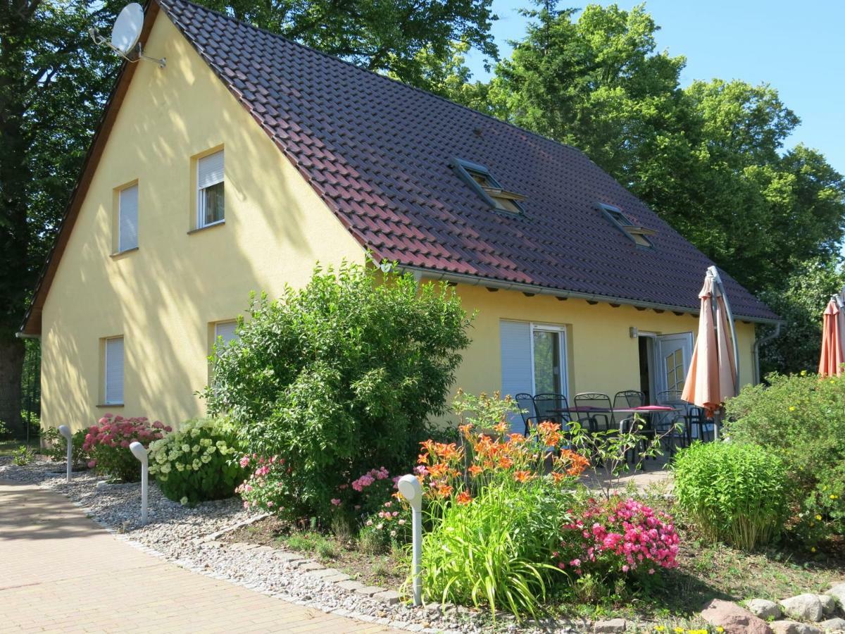 Scholzke'S Ferienhaus Apartment Ralswiek Exterior photo